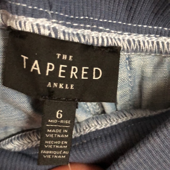 NEW NWT White House Black Market The TAPERED Ankle Chambray Jean Pant size 6 - Picture 9 of 14